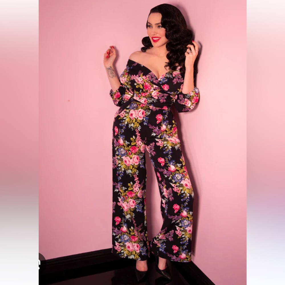 VACATION PANTS IN BLACK FLORAL PONTE - VIXEN BY MICHELINE PITT XL